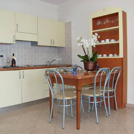 Residence Torre Del Mar-2
